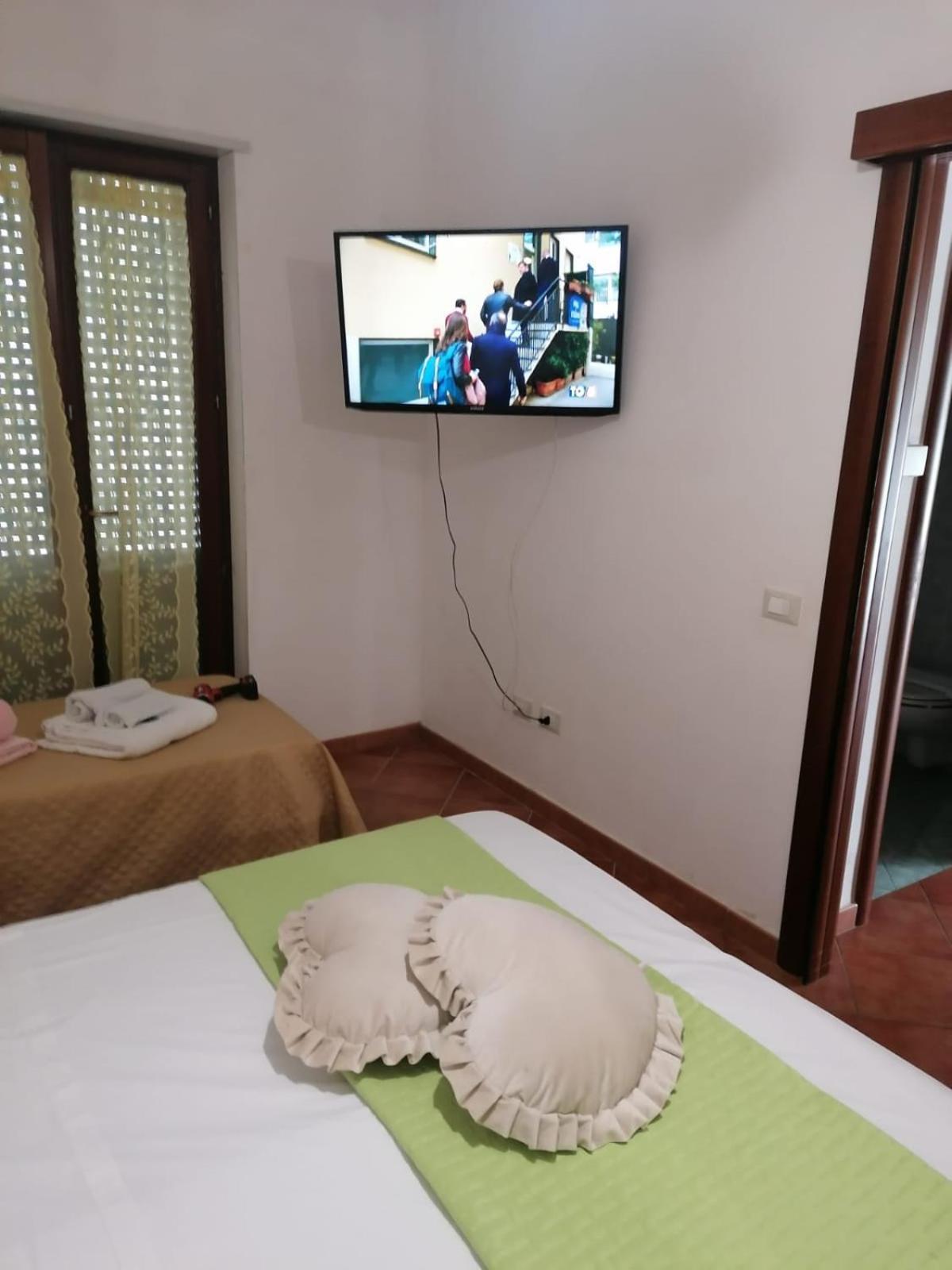 Oasi San Cesario Apartment Лече Екстериор снимка